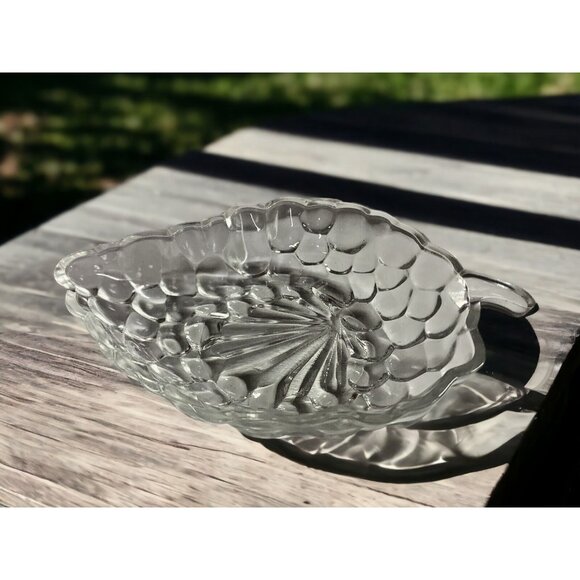 Anchor Hocking Clear Candy Dish Glass Grape Cluster Shape - Picture 1 of 6